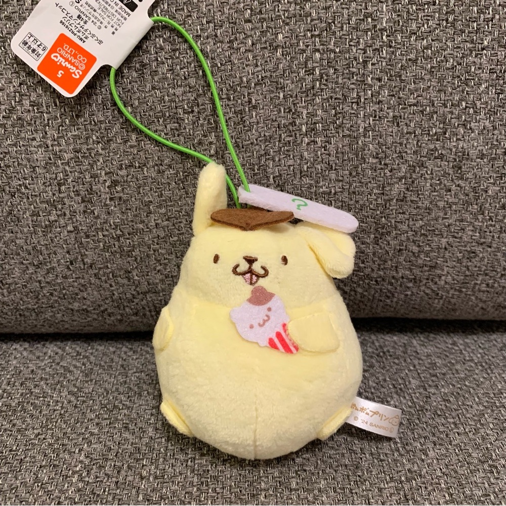 BNWT Japan 10cm Sanrio Pompompurin ice cream plush hanger keychain